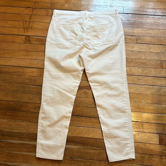 J Crew Women’s White Button Down Corduroy Straight leg pants size 33 - Picture 6 of 6